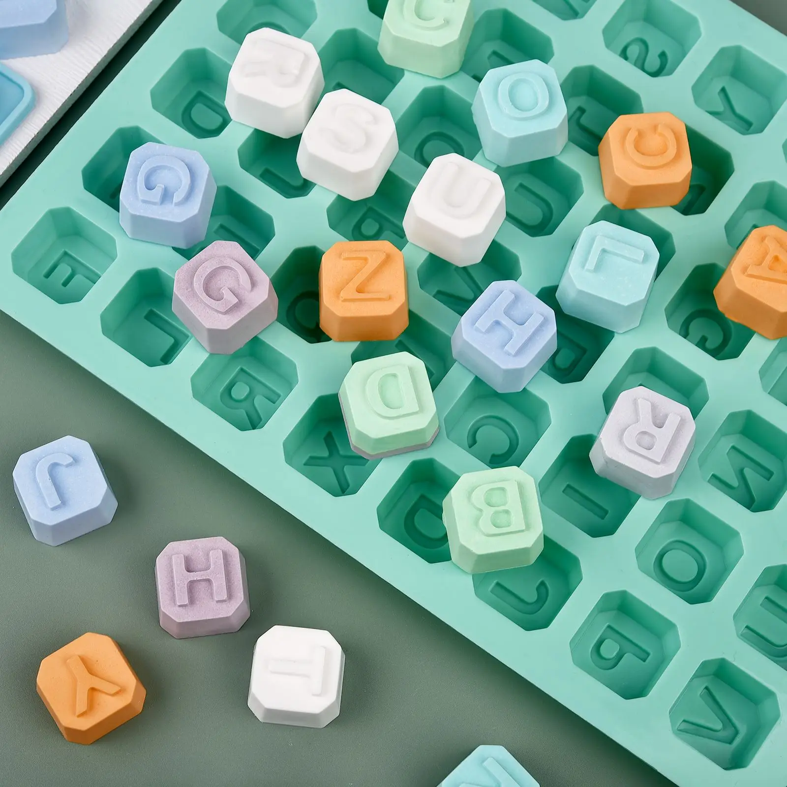 48 Letter Enghish Alphabet let - огляд і ціна Soap Making Dish