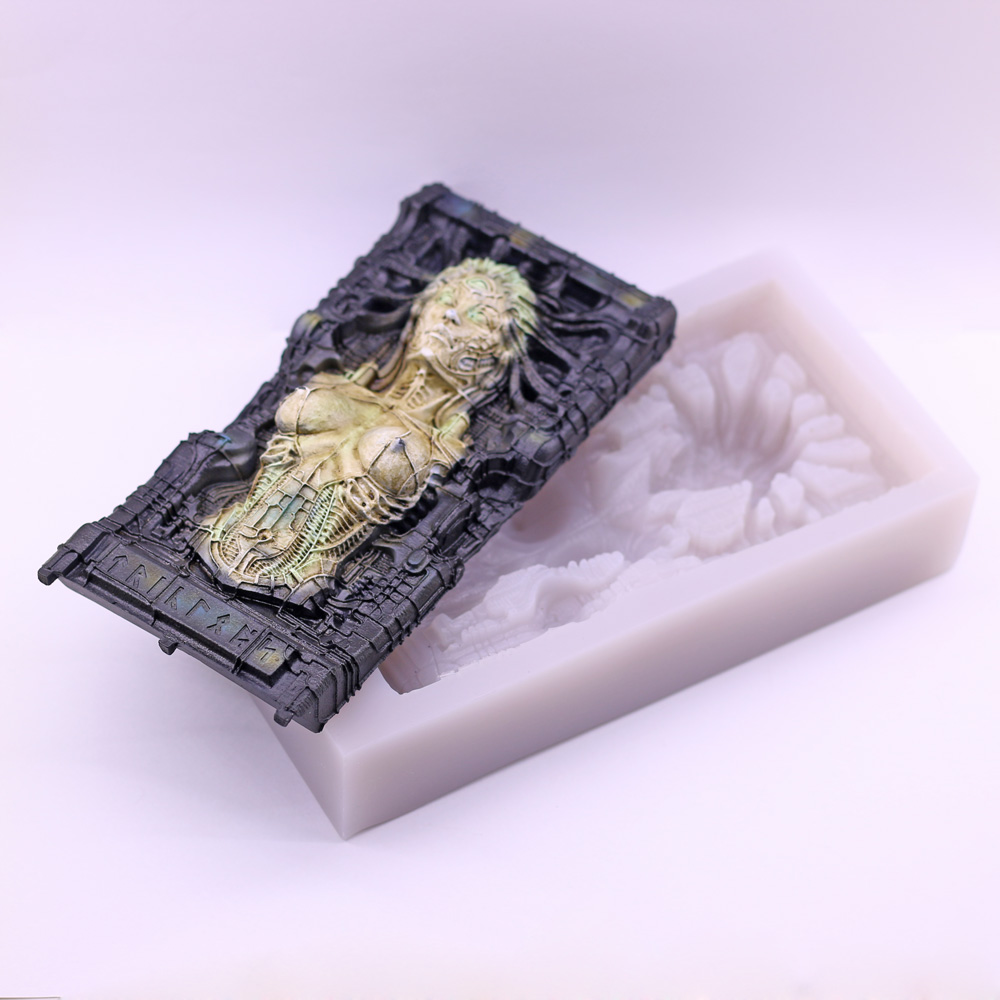 Alien Queen Silicone Molds for - огляд і ціна Soap Making Queen